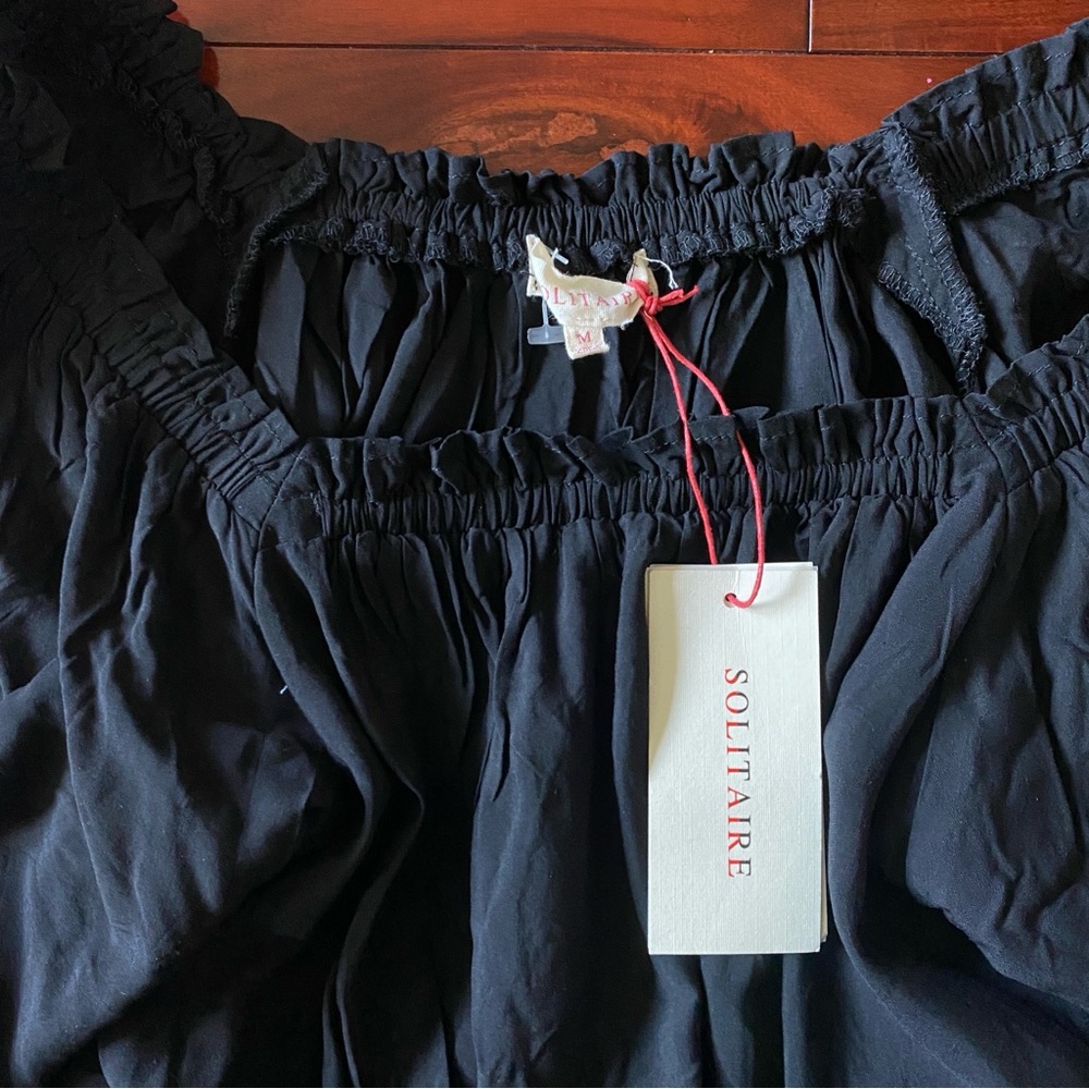 Solitaire Ruffle Blouse - Picture 2 of 2